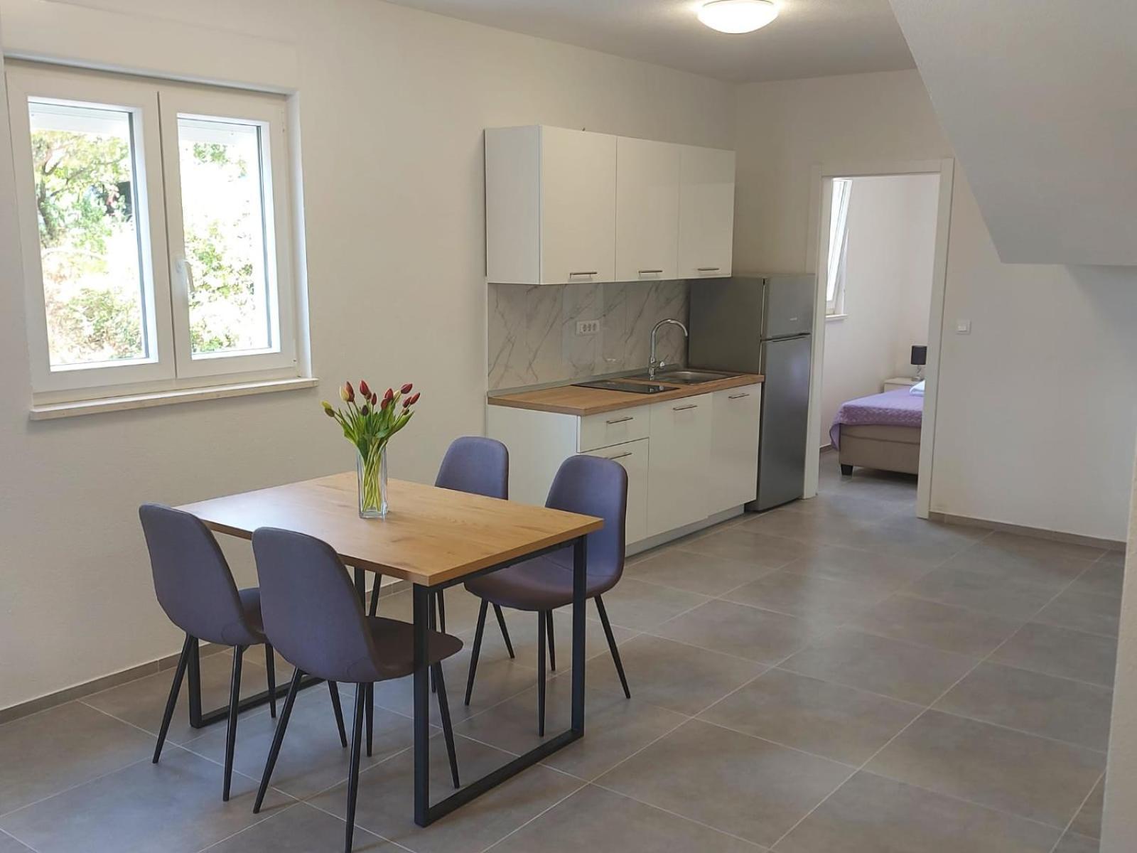 Apartmani Neva Макарска Экстерьер фото